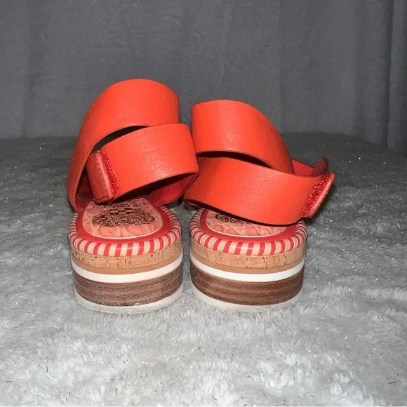 Vince Camuto Miveeria Wedge Sandal size 8 - Picture 6 of 9